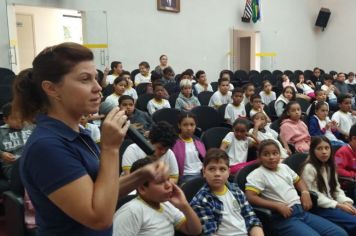 Câmara Municipal recebeu visita dos alunos da escola Maria Aparecida de Aguiar Degaspari