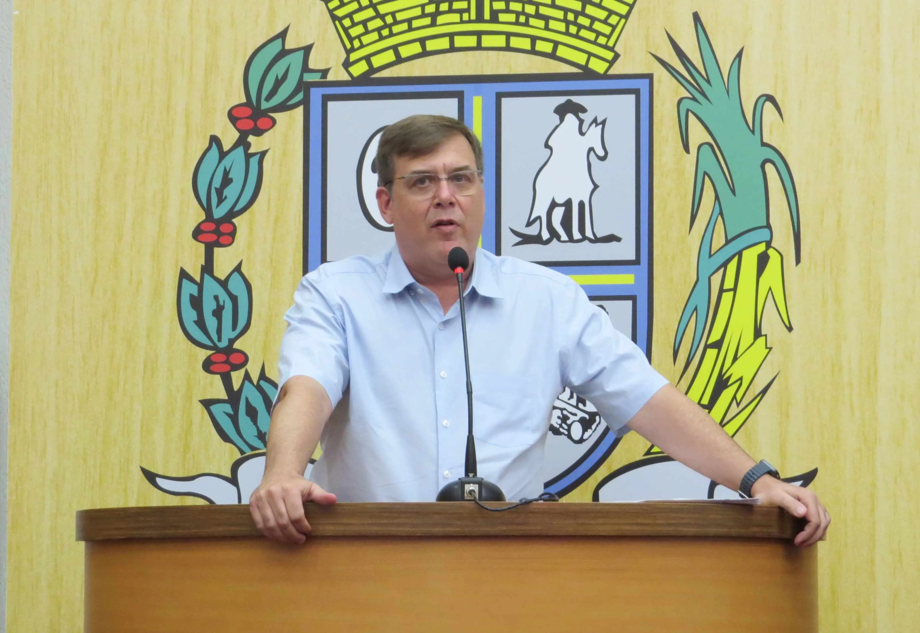 Vereador Leandro Penatti indica ação de controle de pragas  no Cemitério Municipal