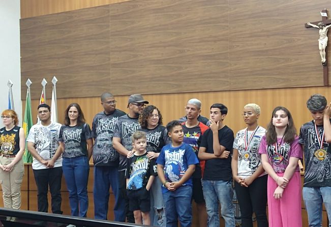 Academia Inside de Muay Thai recebeu Moção na Câmara Municipal
