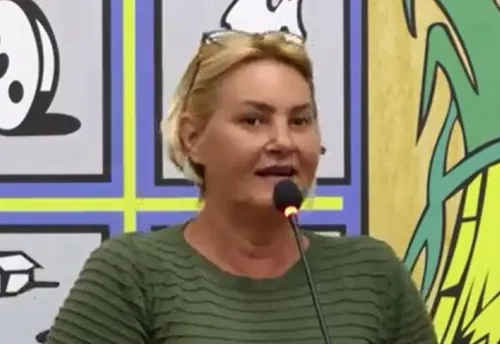 Vereadora Ana Paula indica necessidade de concurso público na Administração Municipal