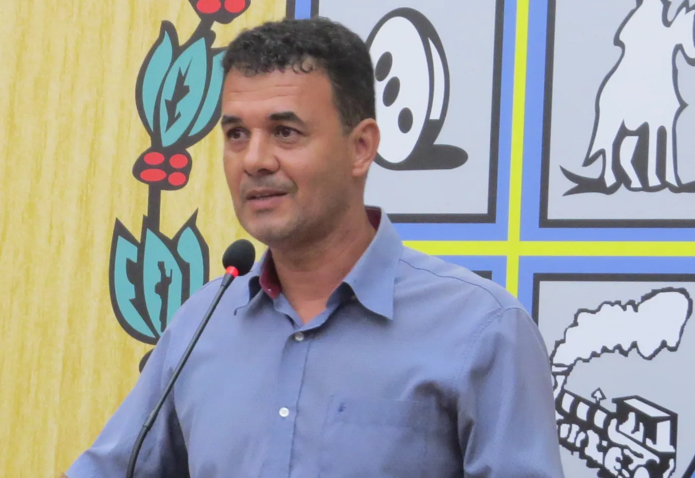 Rosildo indica melhorias nos vestiários do Estádio Massud Coury