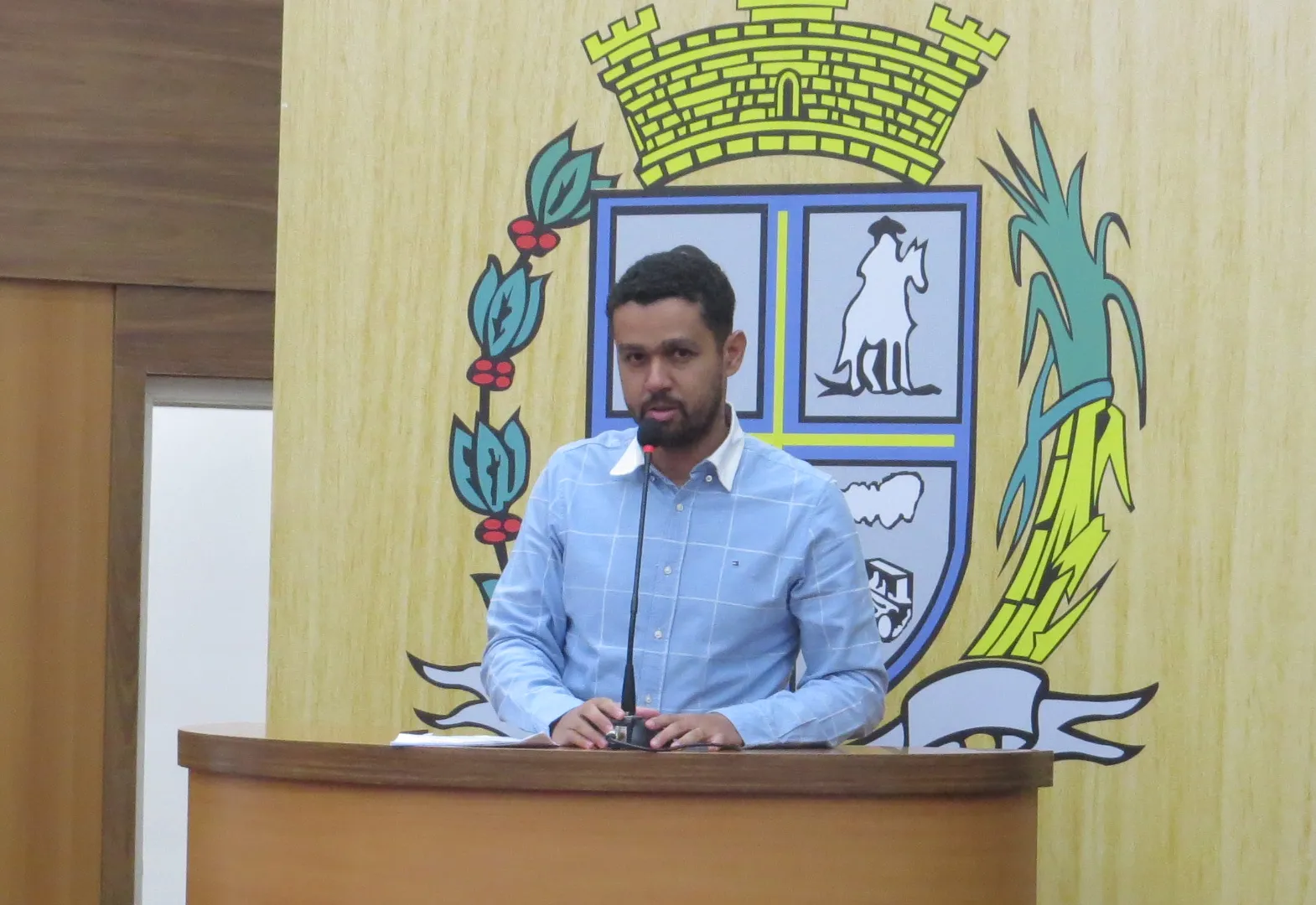 Só do Urso Branco pede estudo visando contratação de zeladores para escolas municipais na 1ª sessão da Câmara 