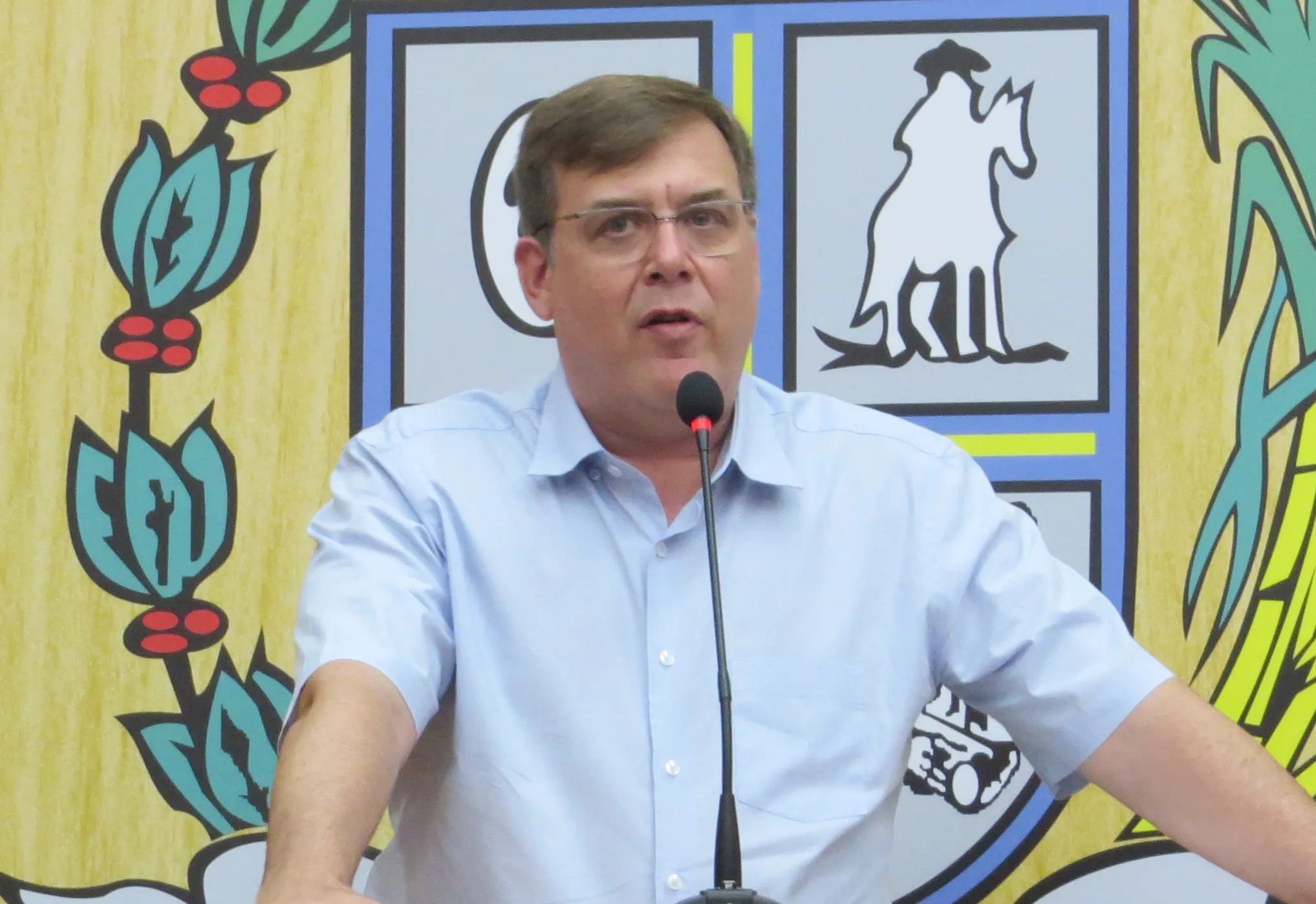 Penatti solicita carteiras escolares e cadeiras para  a Biblioteca da Escola Profa. Maria Arlete Angeleli